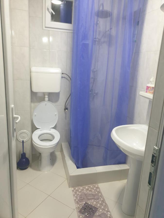 Guesthouse Prenociste Faraon 플레블라 외부 사진