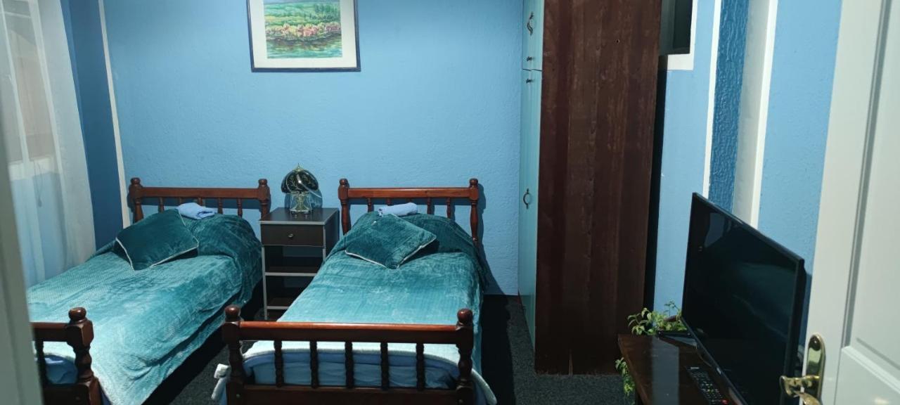 Guesthouse Prenociste Faraon 플레블라 외부 사진