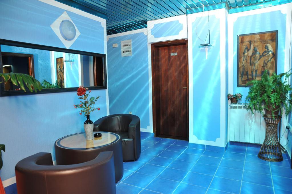 Guesthouse Prenociste Faraon 플레블라 외부 사진